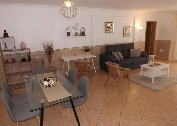 아파트 Sunny Poolview *